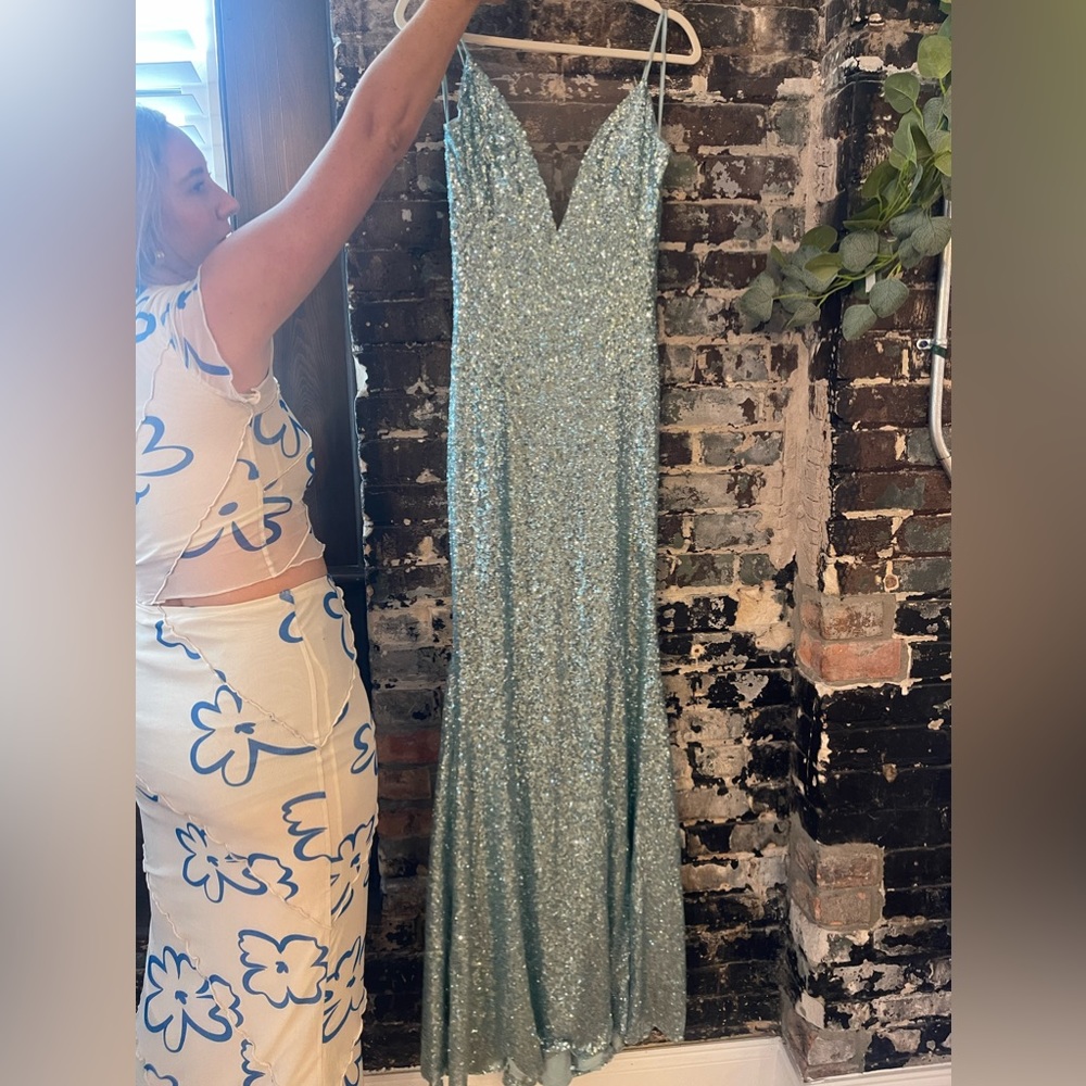 Theia paige formal dress - Aline neckline - seafoam sequin size 8